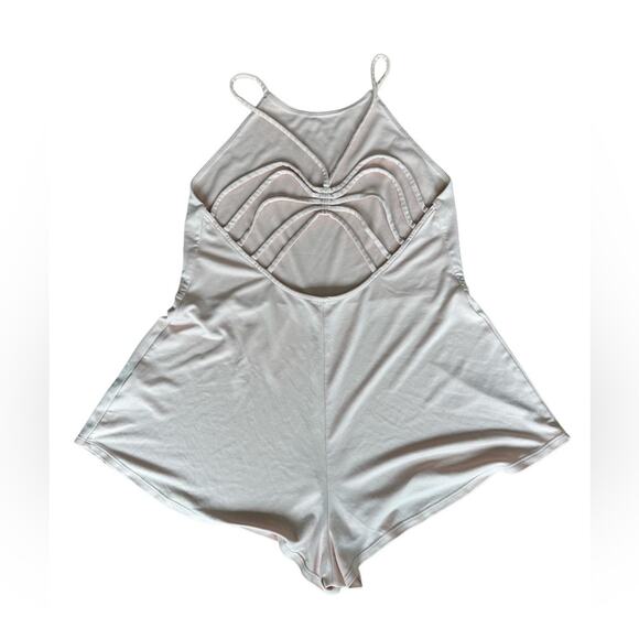 Fabletics Kyla Romper in Dusty Rosette XXL - Picture 6 of 10